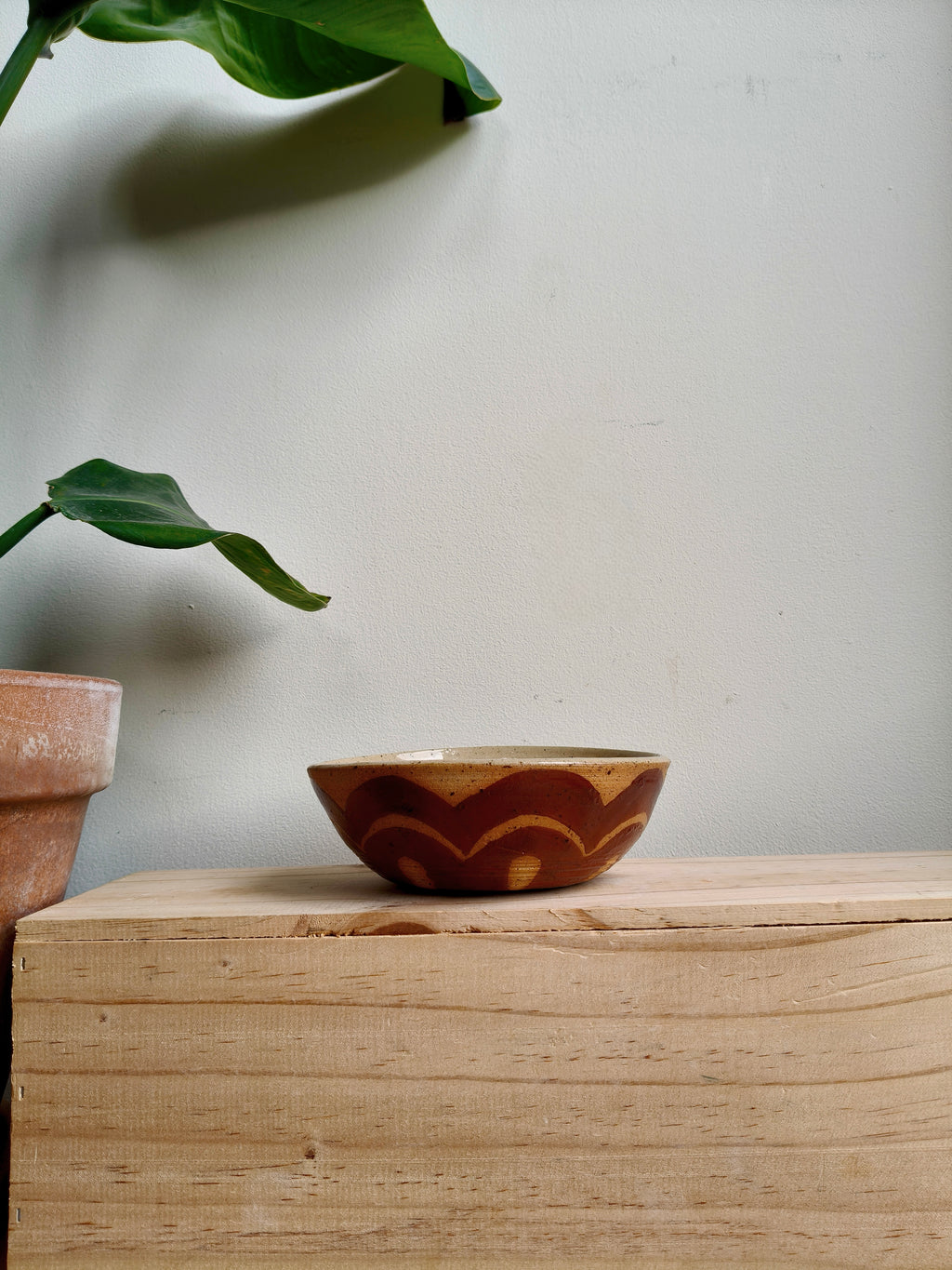 Scalloped bowl - hand painted - small